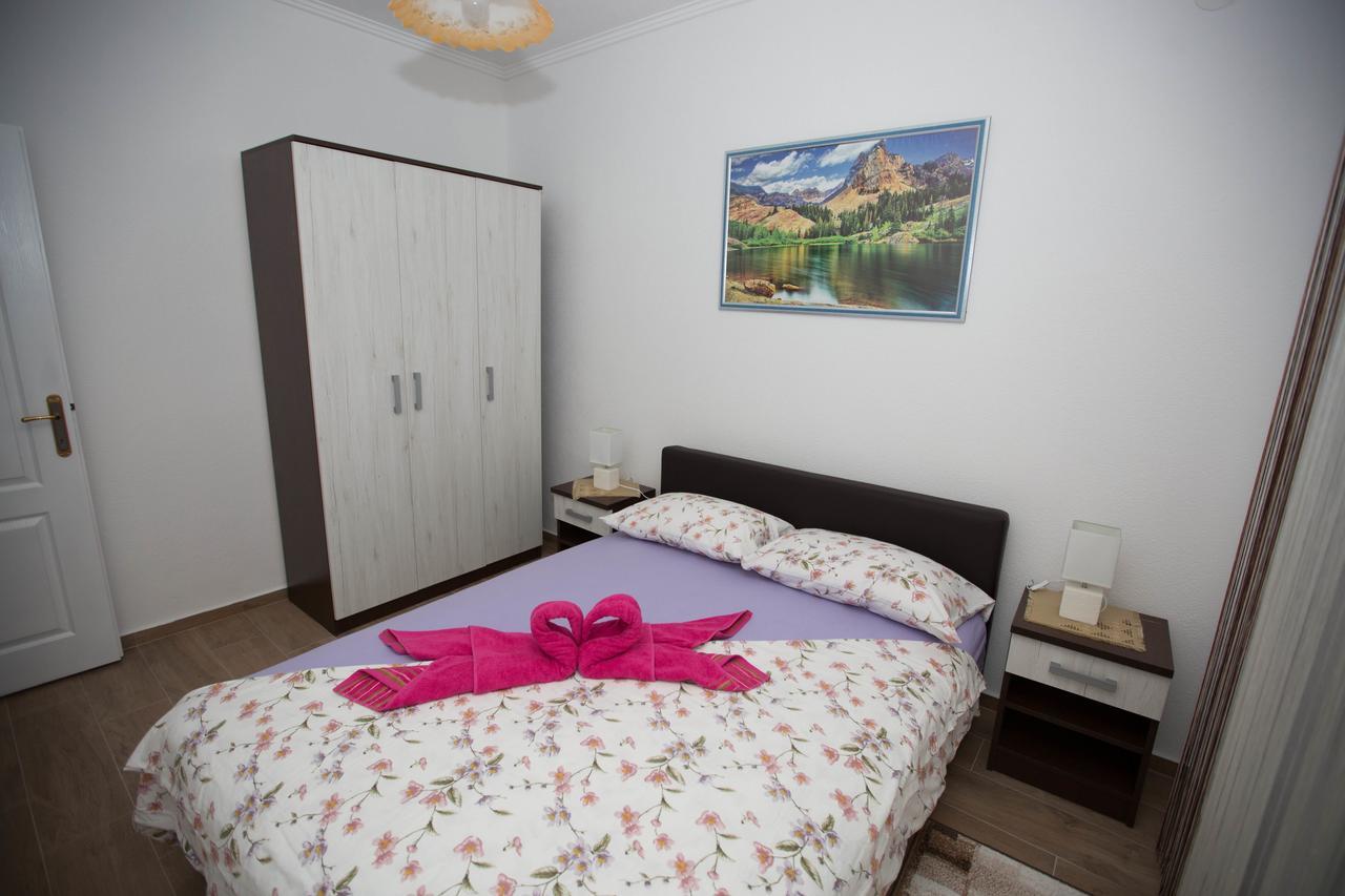 Apartments Phoenix Ivanica Buitenkant foto